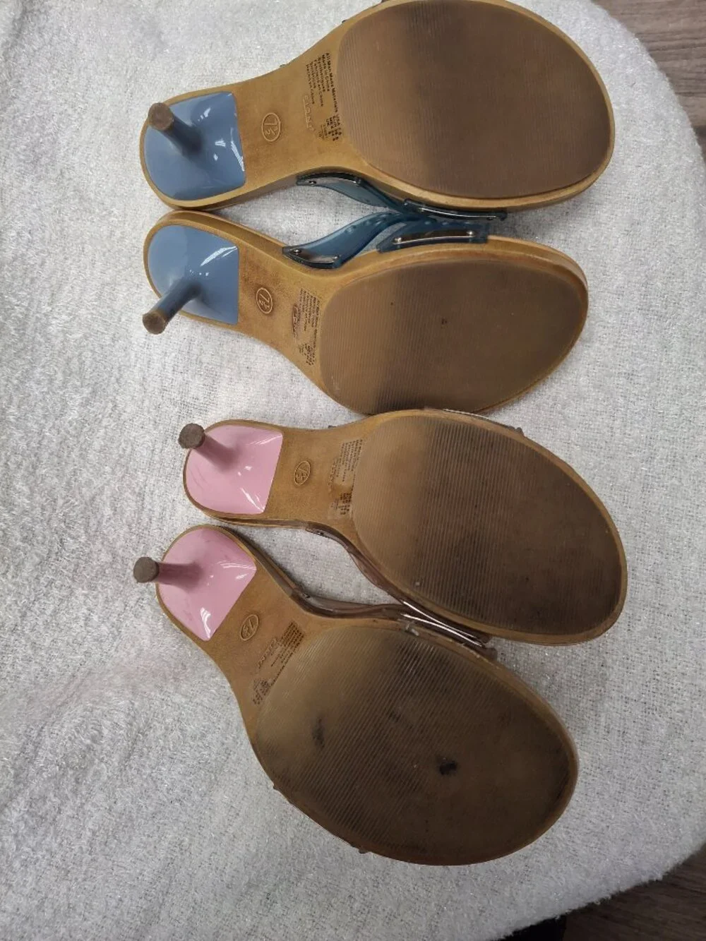 FIONI Clothing these shoes